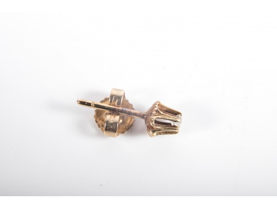 14k Yellow Gold Diamond Stud Earrings