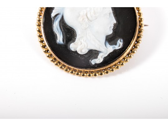 10k Yellow Gold Cameo Brooch