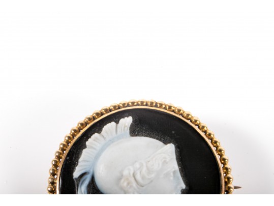 10k Yellow Gold Cameo Brooch