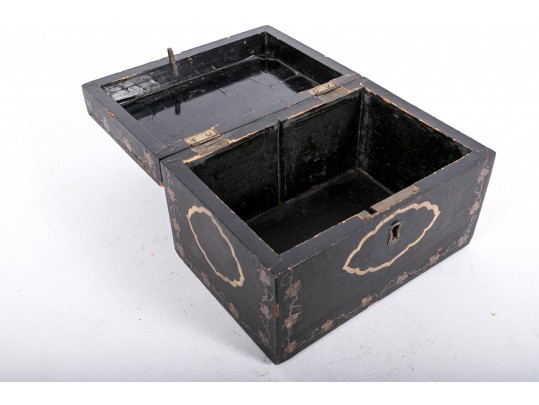 Wood And Tole Metal Storage Vessels, Chinese And English