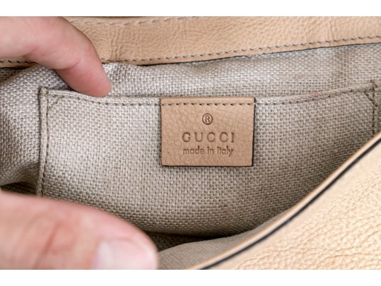 Beautiful Leather Gucci Purse