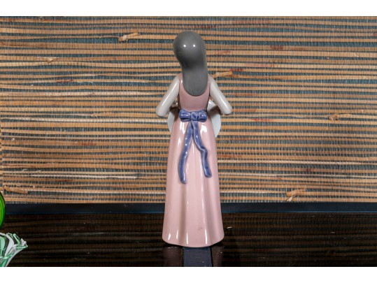 Collection Of 4 Mixed Media Decorative Objects, Including A Lladro Porcelain Girl With Hat