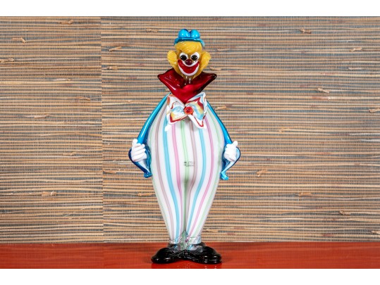 Playful Veteria Pitau Italian Made Polychrome Glass Clown