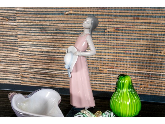 Collection Of 4 Mixed Media Decorative Objects, Including A Lladro Porcelain Girl With Hat