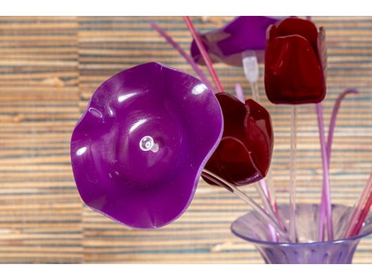 Lovely Handblown Glass Vase With Decorative Acrylic Stemmed Flowers