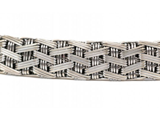 18k White Gold Handsome Woven Basket Weave Bracelet