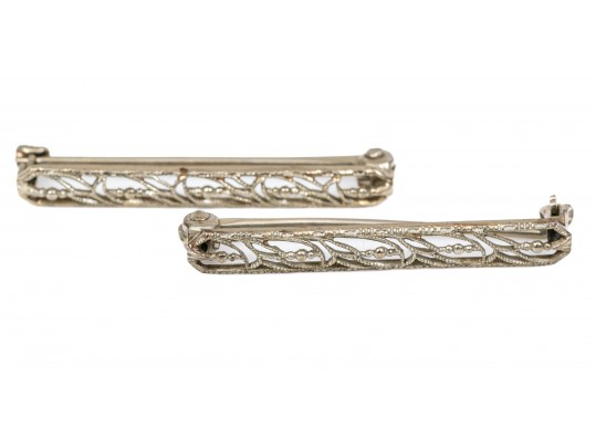 14k White Gold Pair Of Charming Vintage Filigree Scatter Pins