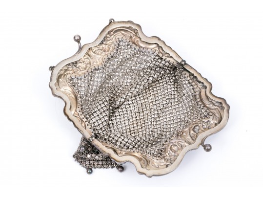 Elegant Sterling Silver Vintage Mesh Hand Bag