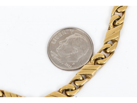 An 18K Yellow Gold Curb Link Necklace