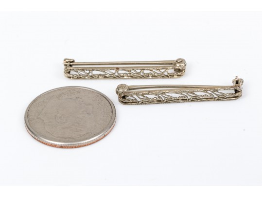 14k White Gold Pair Of Charming Vintage Filigree Scatter Pins