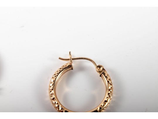14k Yellow Gold Textured Hoop Earrings