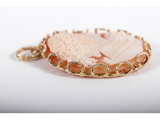 14k Milor Cameo Pendant