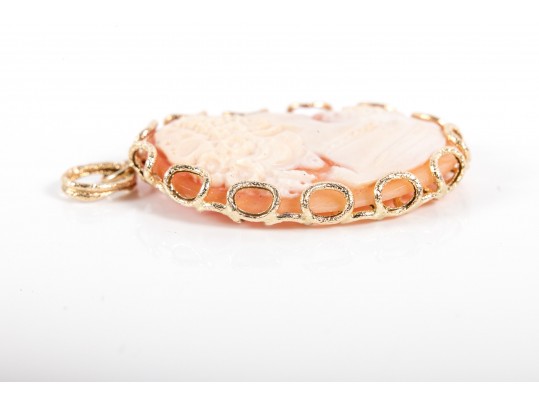 14k Milor Cameo Pendant