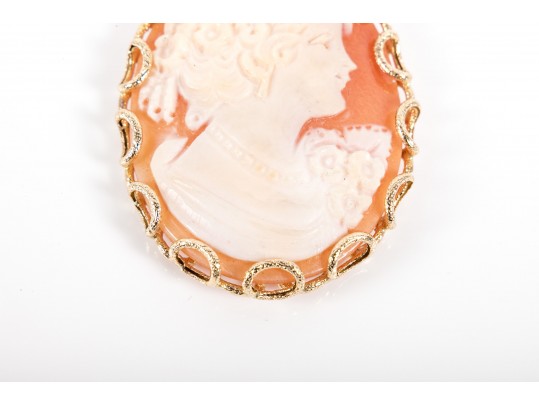 14k Milor Cameo Pendant