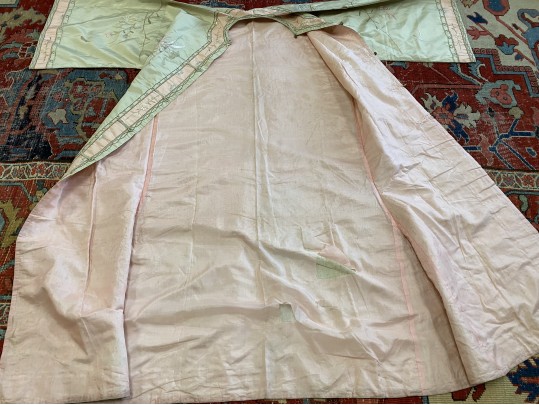 Antique Silk Robe, Floral Motifs, Late Qing / Early Republic