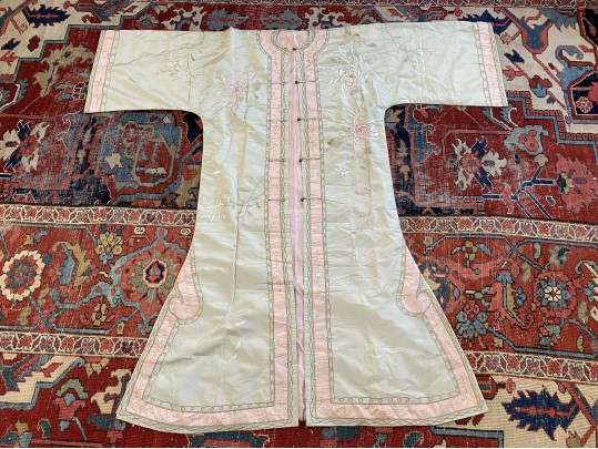 Antique Silk Robe, Floral Motifs, Late Qing / Early Republic