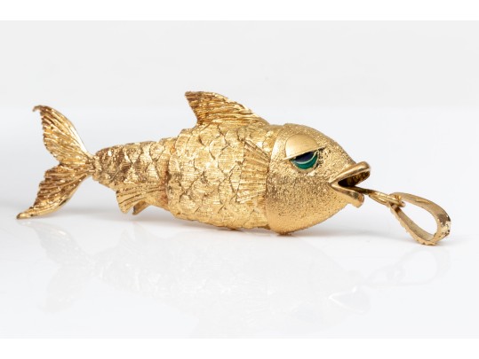 Outstanding 18K Articulated Fish Pendant
