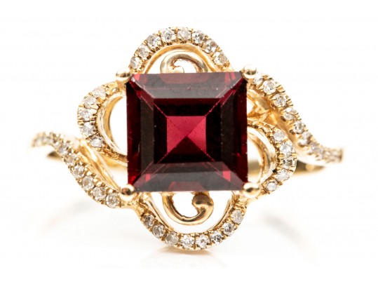 Enchanting 10K Garnet And Diamond Frame Ring,size 6.5+