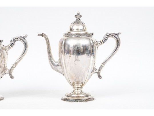 Wallace Sterling Silver Classic Rembrandt 3 Pint Coffee Pot And 2 3/4 Pint Tea Pot