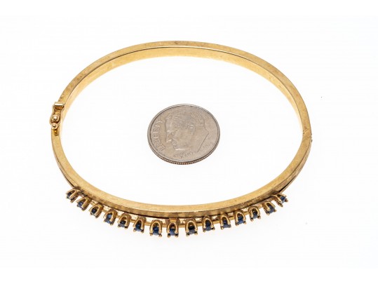 14k Yellow Gold Beautiful Hinged Sapphire Bangle Bracelet, App. 0.95 TCW