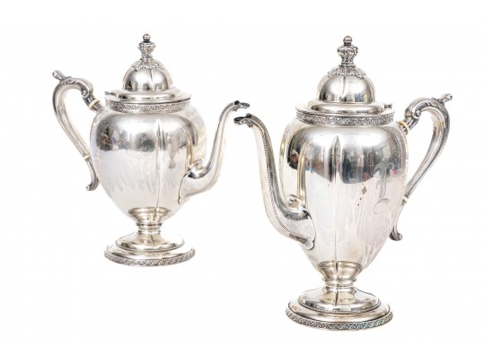 Wallace Sterling Silver Classic Rembrandt 3 Pint Coffee Pot And 2 3/4 Pint Tea Pot