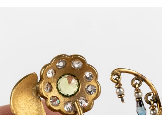 Pretty Antique 14k Yellow Gold Diamond And Gemstone Basket And Flower Motif Brooch