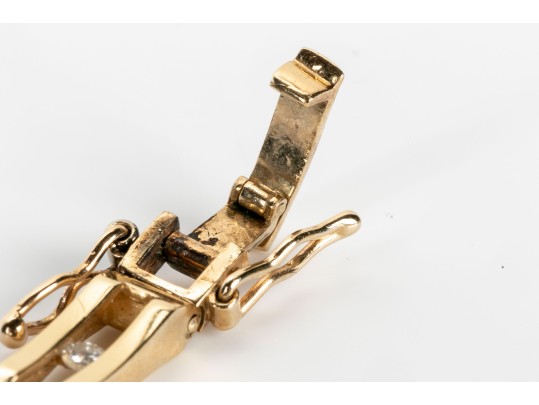 Dainty 14K Diamond Set Bracelet