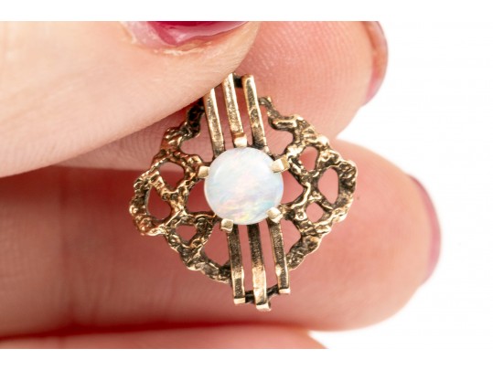 14K Pendants And Cameo Brooch/pendant