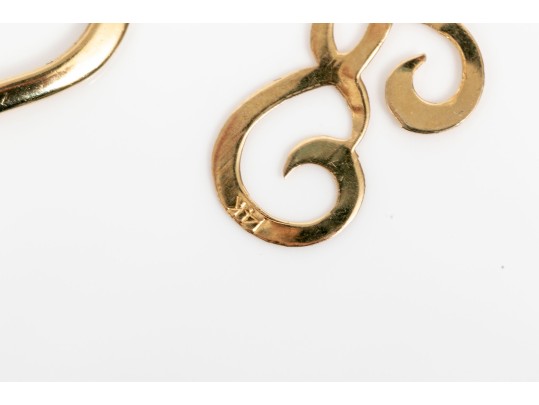 14K Pendants And Cameo Brooch/pendant