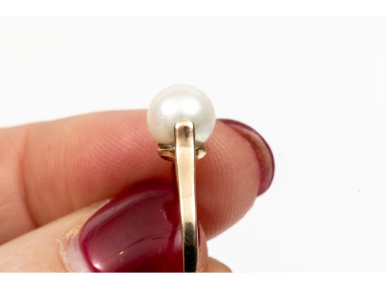 Collection Of 14K And Cultured Pearl Necklace, Earrings And Ring, Size 6