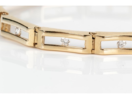 Dainty 14K Diamond Set Bracelet