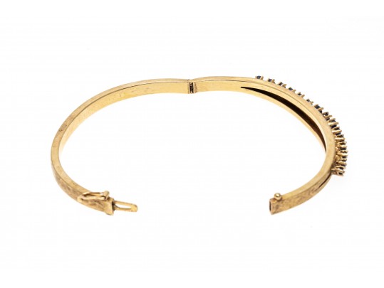 14k Yellow Gold Beautiful Hinged Sapphire Bangle Bracelet, App. 0.95 TCW