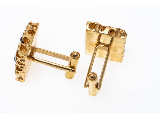 14k Yellow Gold Striking Retro Nugget And Sapphire Motif Cufflinks