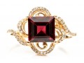 Enchanting 10K Garnet And Diamond Frame Ring,size 6.5+