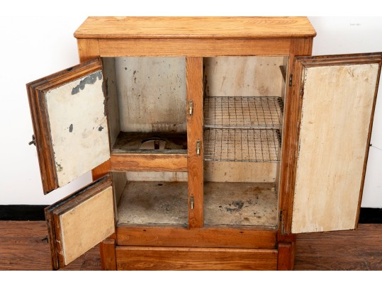 Traditional Oak Icebox