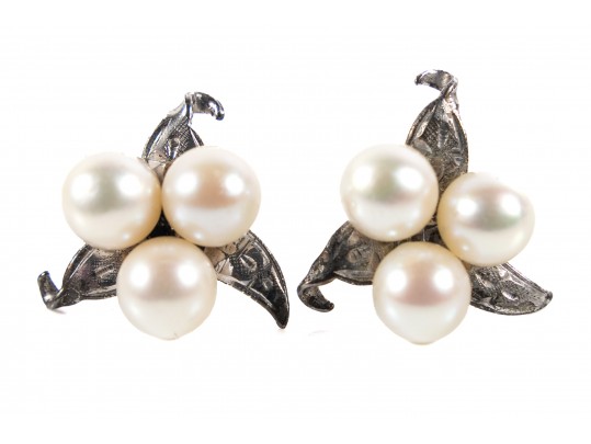 14k White Gold Cultured Pearl Floral Themed Stud Earrings