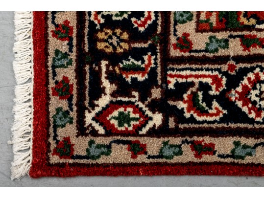 Serapi Wool Area Rug In Red, Black, And Cream (6' X 4') NEW