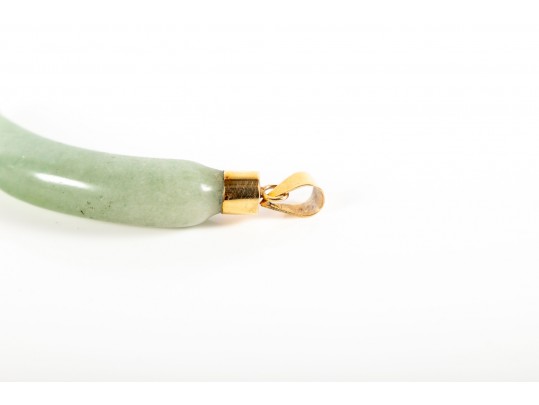 14k Yellow Gold Jade Claw-Form Pendant