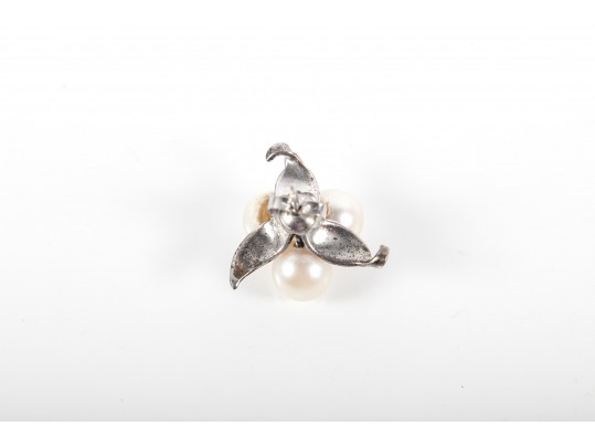 14k White Gold Cultured Pearl Floral Themed Stud Earrings