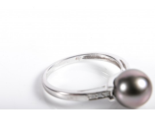 14k White Gold Cultured Black Pearl And Diamond Ring Size 6.5