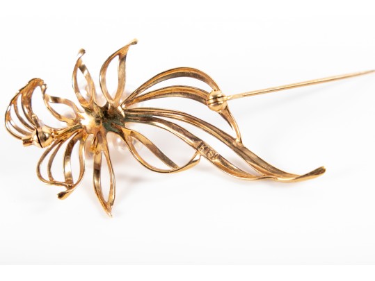 18k Yellow Gold Floral Cultured Pearl Brooch
