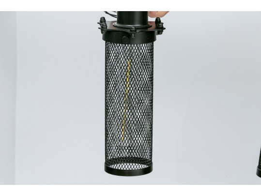 Vita 2-Light Oil-Rubbed Bronze Vanity Wall Sconce With Mesh Shades