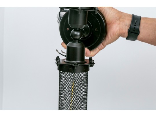 Vita 2-Light Oil-Rubbed Bronze Vanity Wall Sconce With Mesh Shades