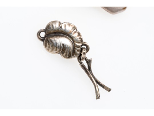 Scrap Lot Of 14k Gold, 17.6 Gross Dwt And Sterling Silver, 15.4 Gross Dwt