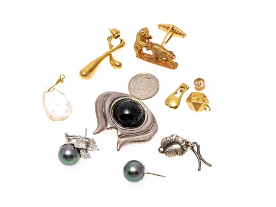 Scrap Lot Of 14k Gold, 17.6 Gross Dwt And Sterling Silver, 15.4 Gross Dwt