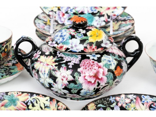 Marvelous Antique Chinese Export Famille Rose 