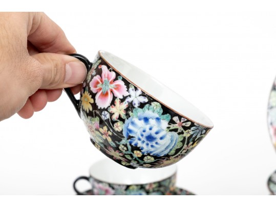 Marvelous Antique Chinese Export Famille Rose 