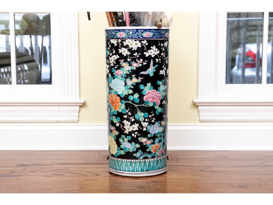 Chinese Famille Rose On Black Ground Porcelain Umbrella Stand