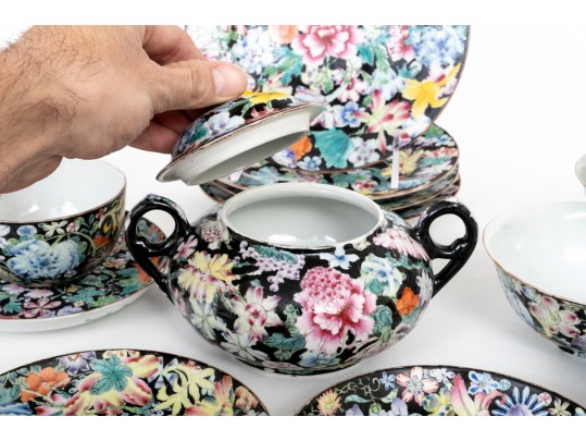 Marvelous Antique Chinese Export Famille Rose 