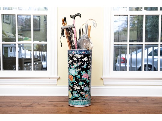 Chinese Famille Rose On Black Ground Porcelain Umbrella Stand
